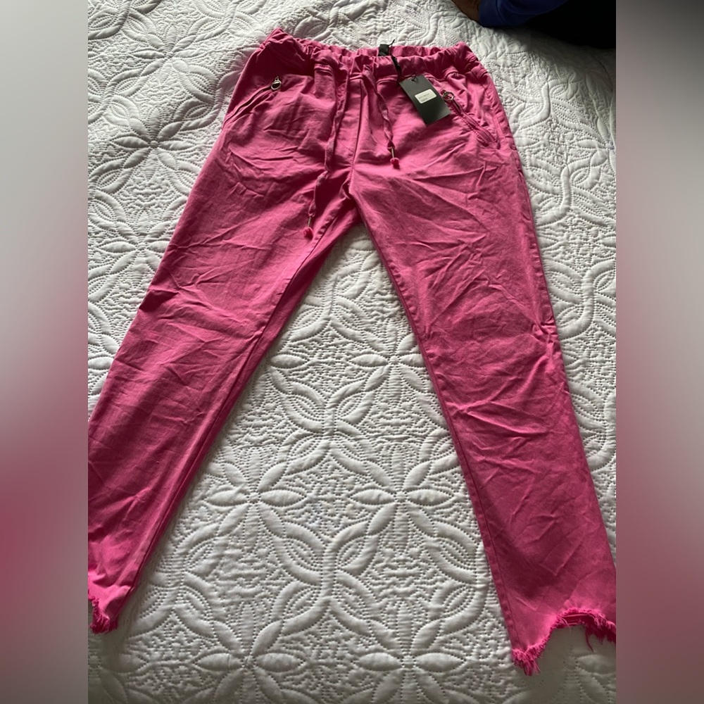 Pink Venti6 Italy jeans, size M, brand new with tags, never worn